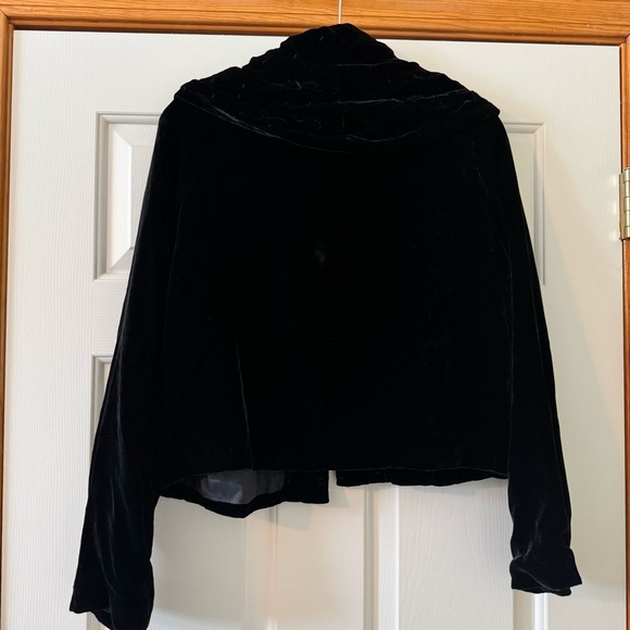 Eileen Fisher Black Velvet Evening Jacket Cardigan Gothic dark academia - Picture 3 of 7